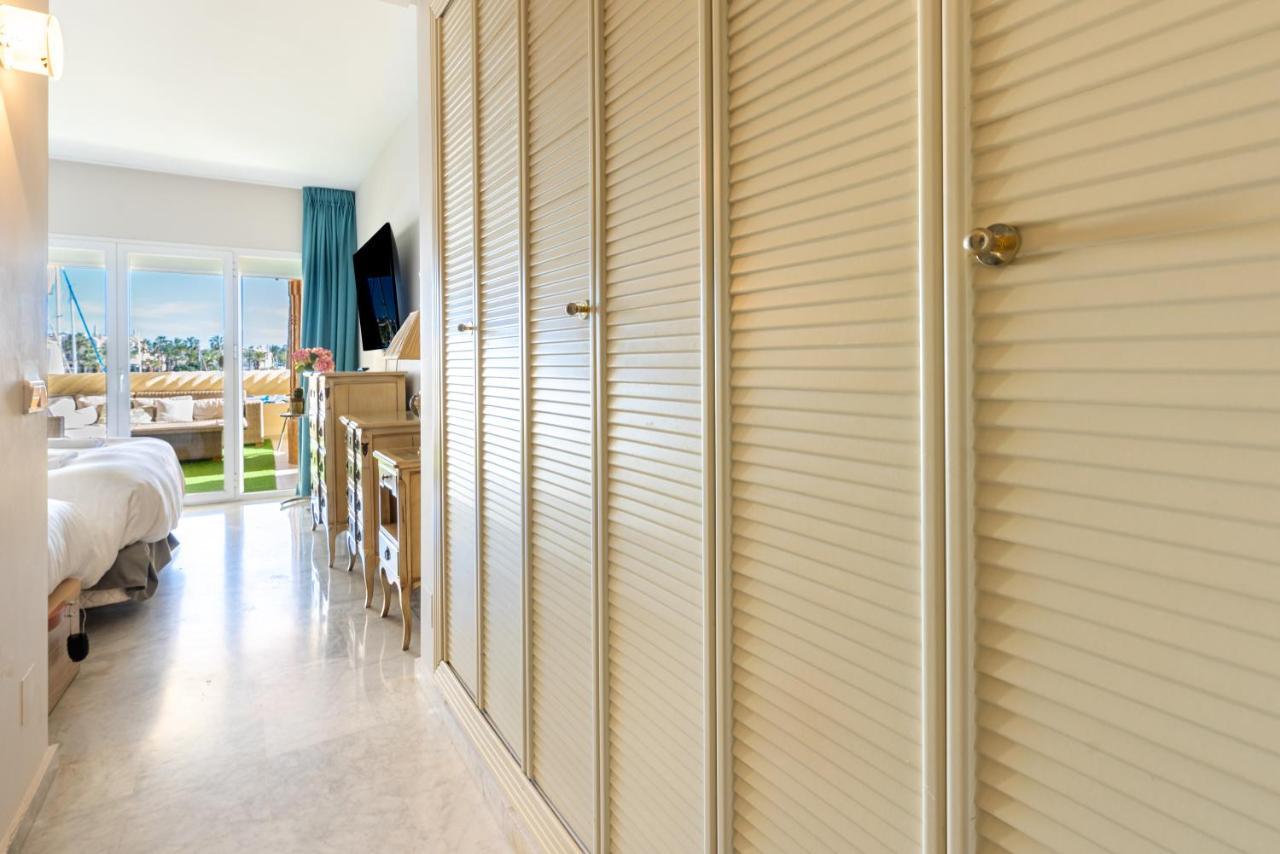 Wintowinrentals Luxury And Sea View Inside Puerto Marina Benalmadena Exterior photo