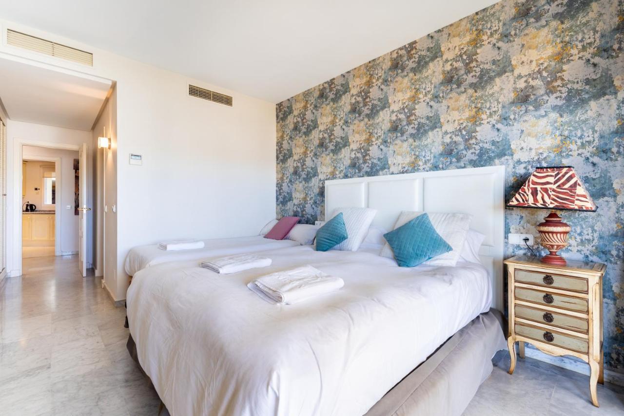 Wintowinrentals Luxury And Sea View Inside Puerto Marina Benalmadena Exterior photo