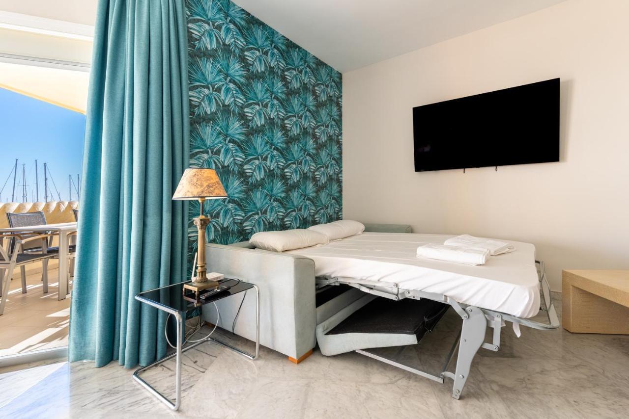 Wintowinrentals Luxury And Sea View Inside Puerto Marina Benalmadena Exterior photo